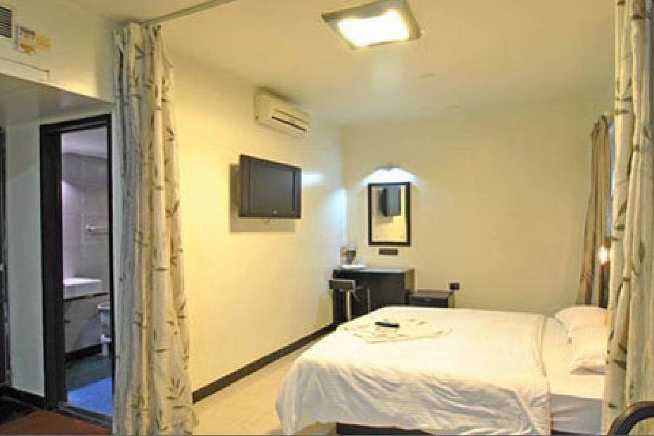 Hotel T.A.P. Gold Crest Bangalore Room photo